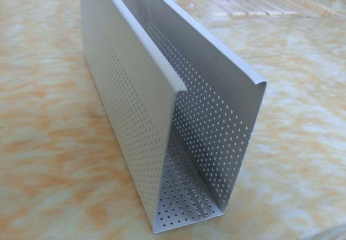 冲孔铝方通 冲孔铝方通